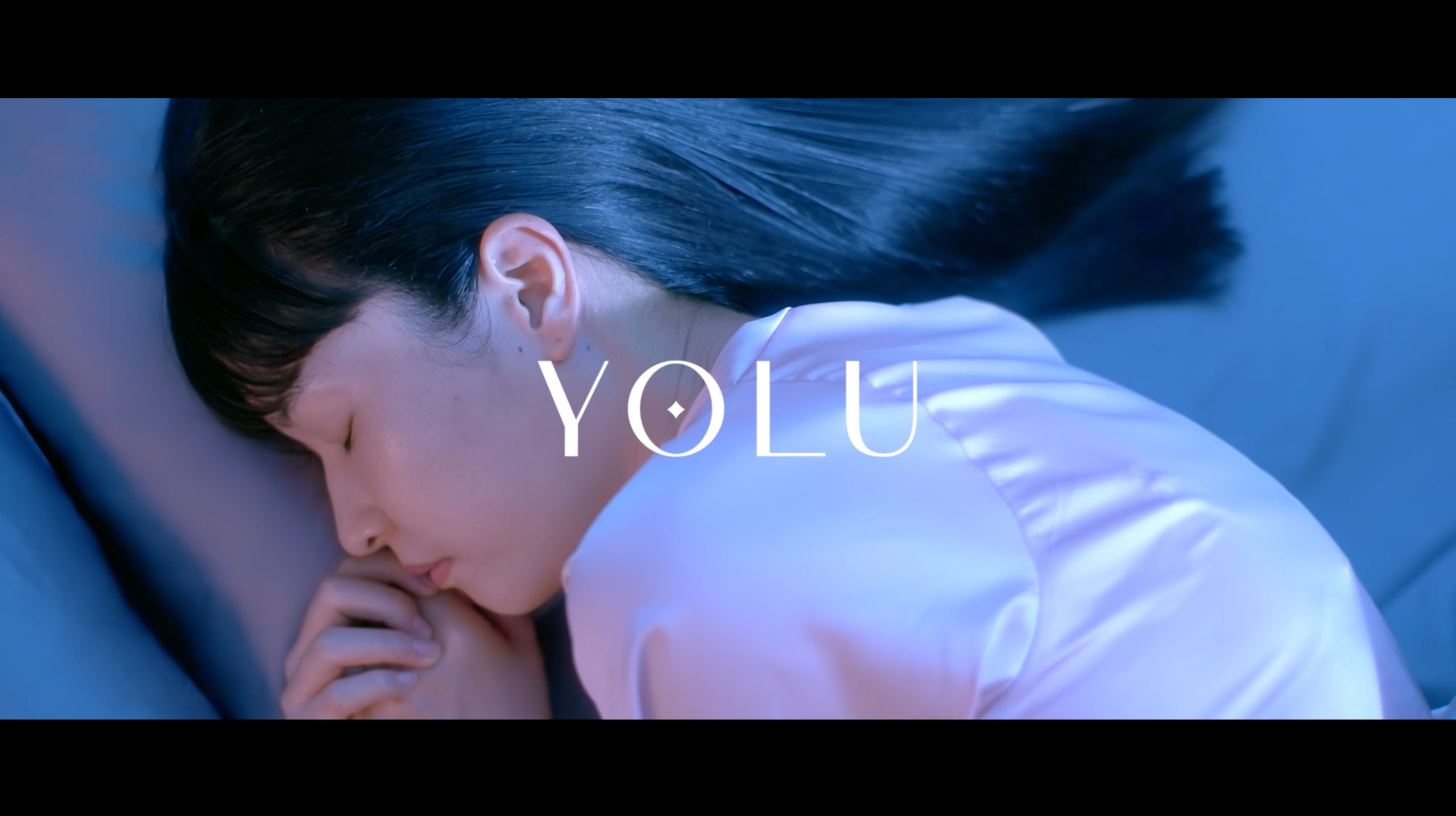 “ナイトキャップ発想”の新ヘアケアブランド「YOLU」
