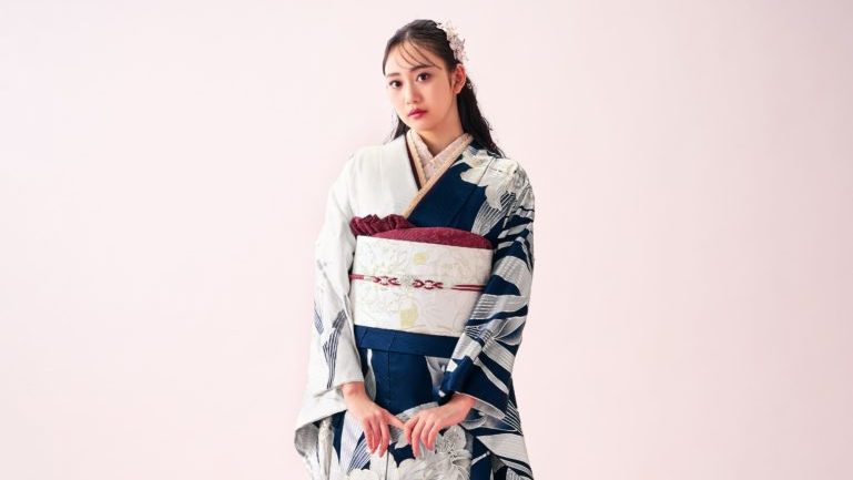 【弥央/坂田琴音】西善商事株式会社 振袖カタログモデル